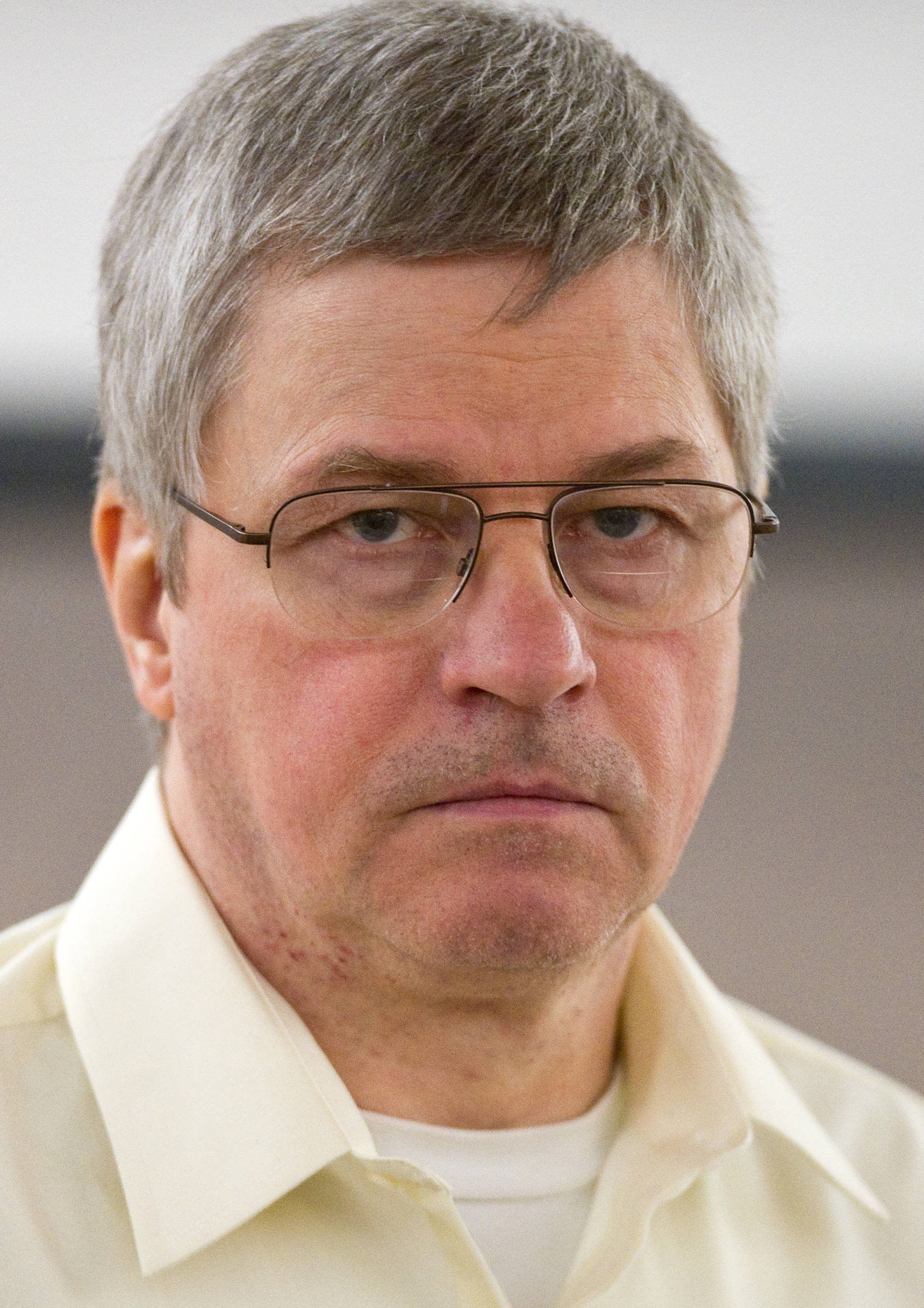 In this file photo on March 20, 2014, Robert D. Kowalski appears in Juneau Superior Court for the murder of his girlfriend at a Yakutat lodge nearly 20 years ago. (Michael Penn | Juneau Empire File)