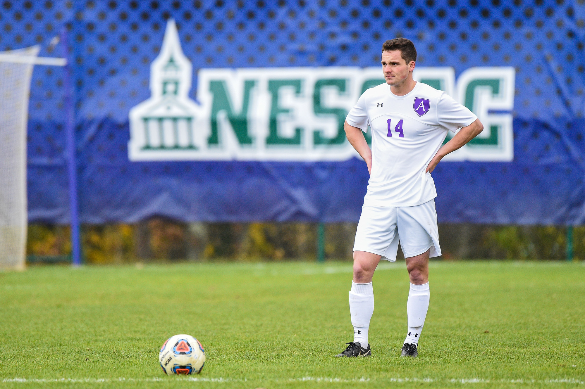 Jackson Lehnhart plays in the New England Small College Athletic Conference Men’s Soccer Championship between Hamilton College and Amherst College Nov. 6, 2016 in Amherst, Massachusetts. (Courtesy Jackson Lehnhart)