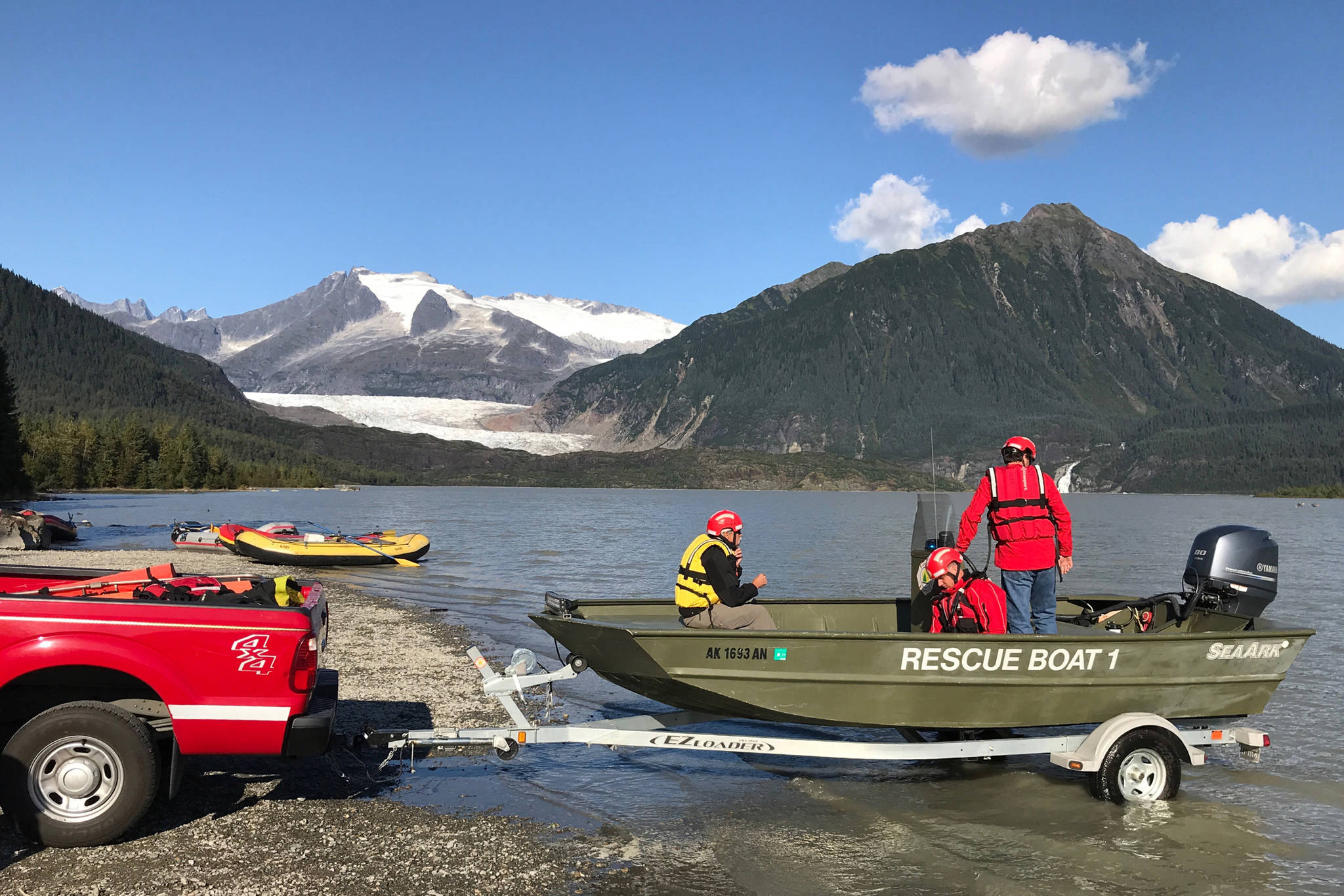 Tourist cold but unharmed after tumble into Mendenhall Lake