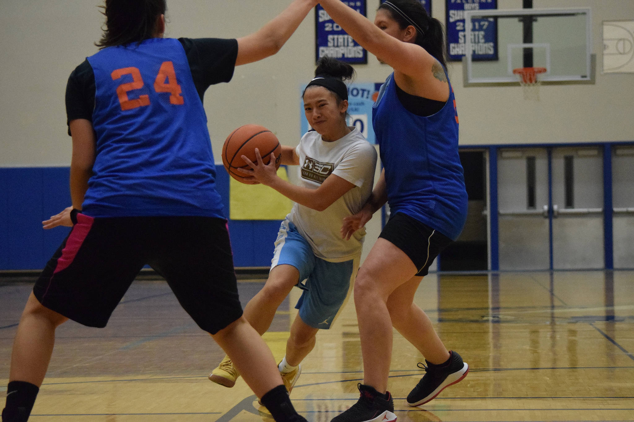 Photos Black Friday Basketball Tourney Juneau Empire