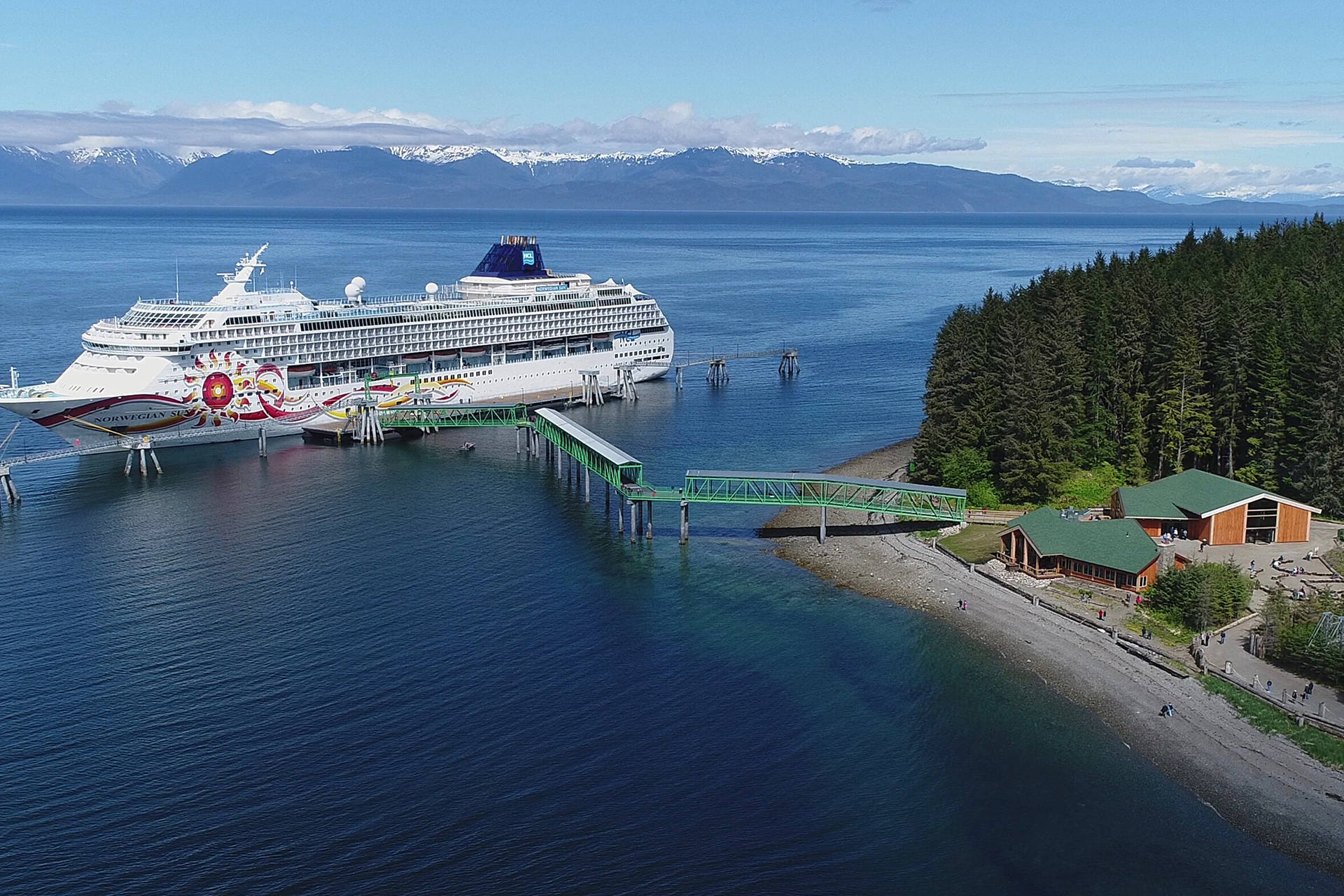 Small town, big ships: More cruise ships headed to Hoonah