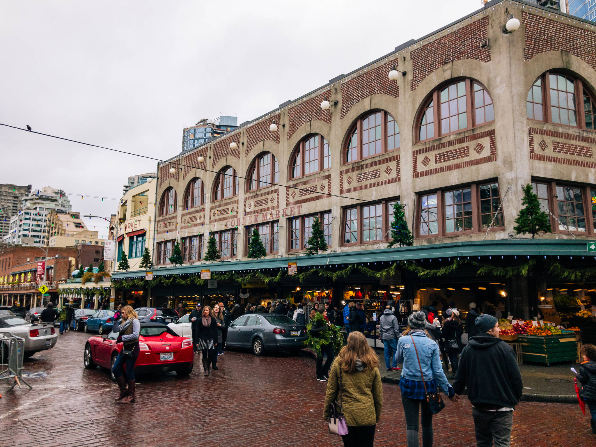 Pike Place holiday decorations. (Gabe Donohoe | For the Juneau Empire)
