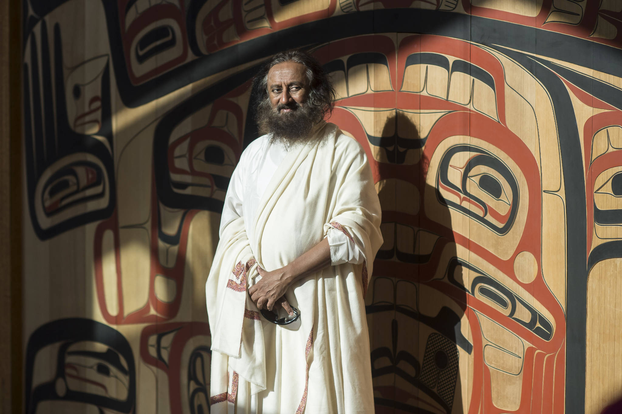Spiritual leader Sri Sri Ravi Shankar of The Art of Living Foundation visits the Walter Soboleff Center on Tuesday, July 31, 2018, as part of his West Coast Tour that also includes San Francisco and Seattle. (Michael Penn | Juneau Empire)