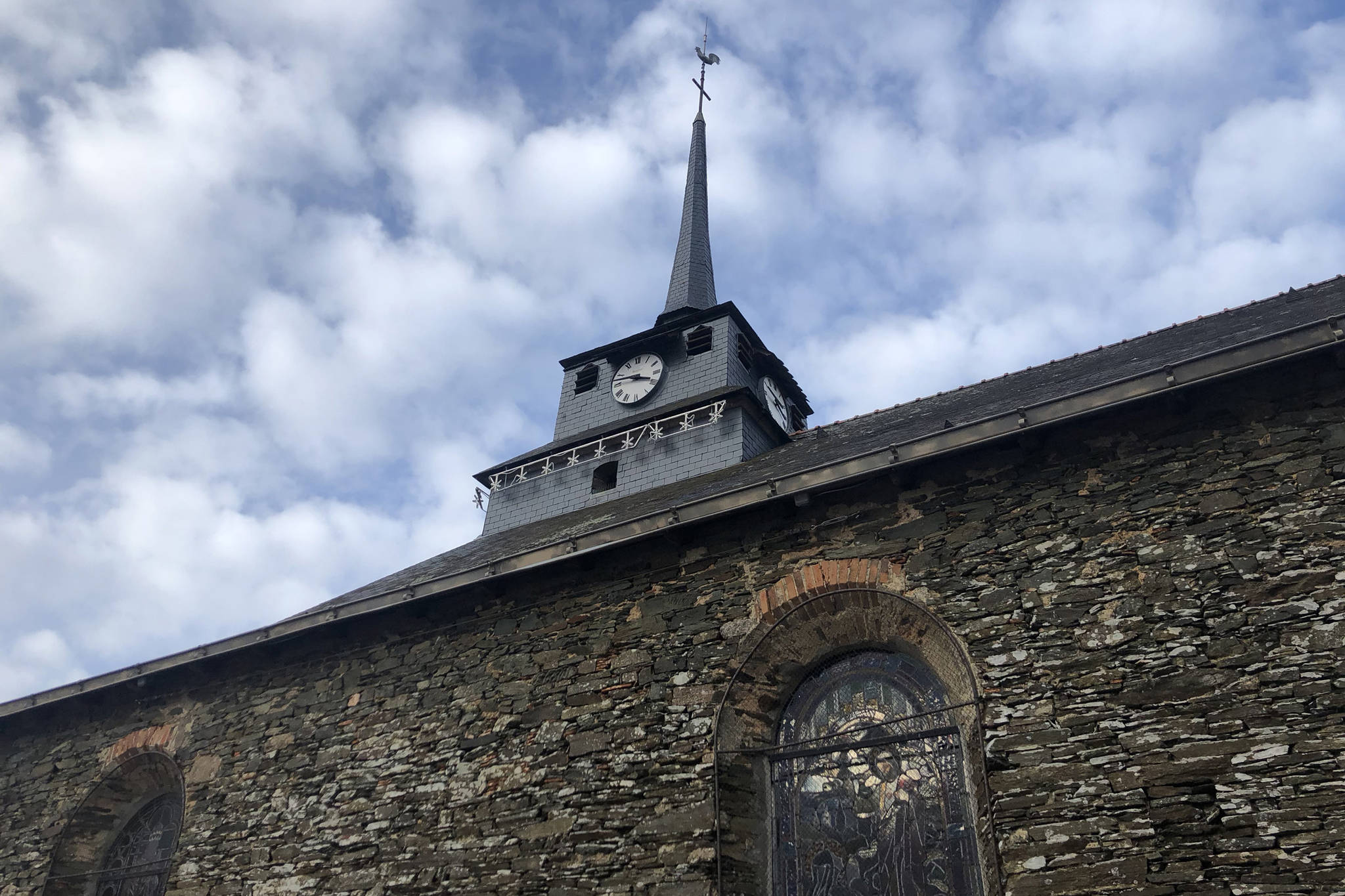 Bridget Abroad: A tour of La-Chapelle-du-Genêt