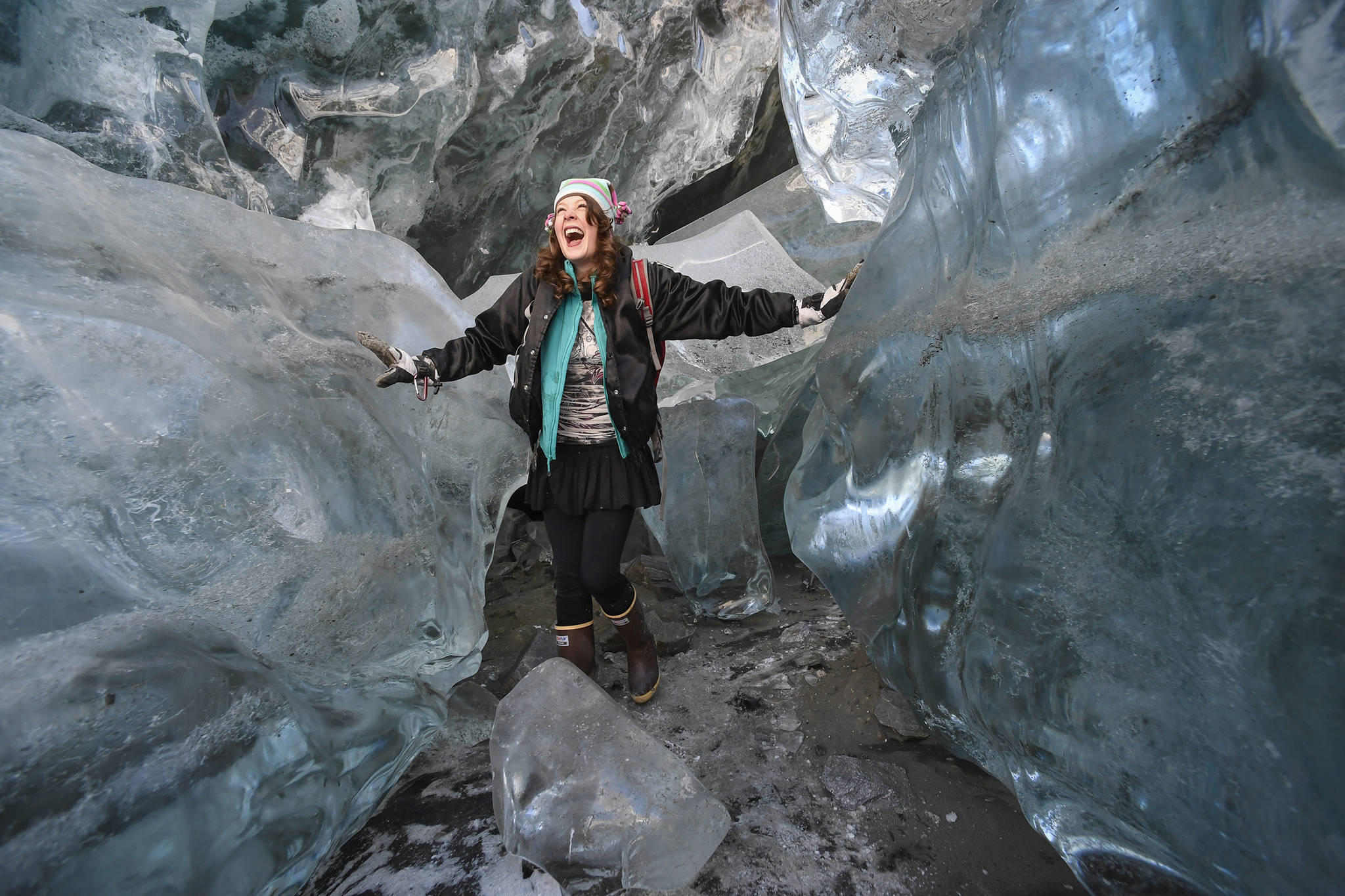 Stunning photos of the ice caves at the Mendenhall Glacier