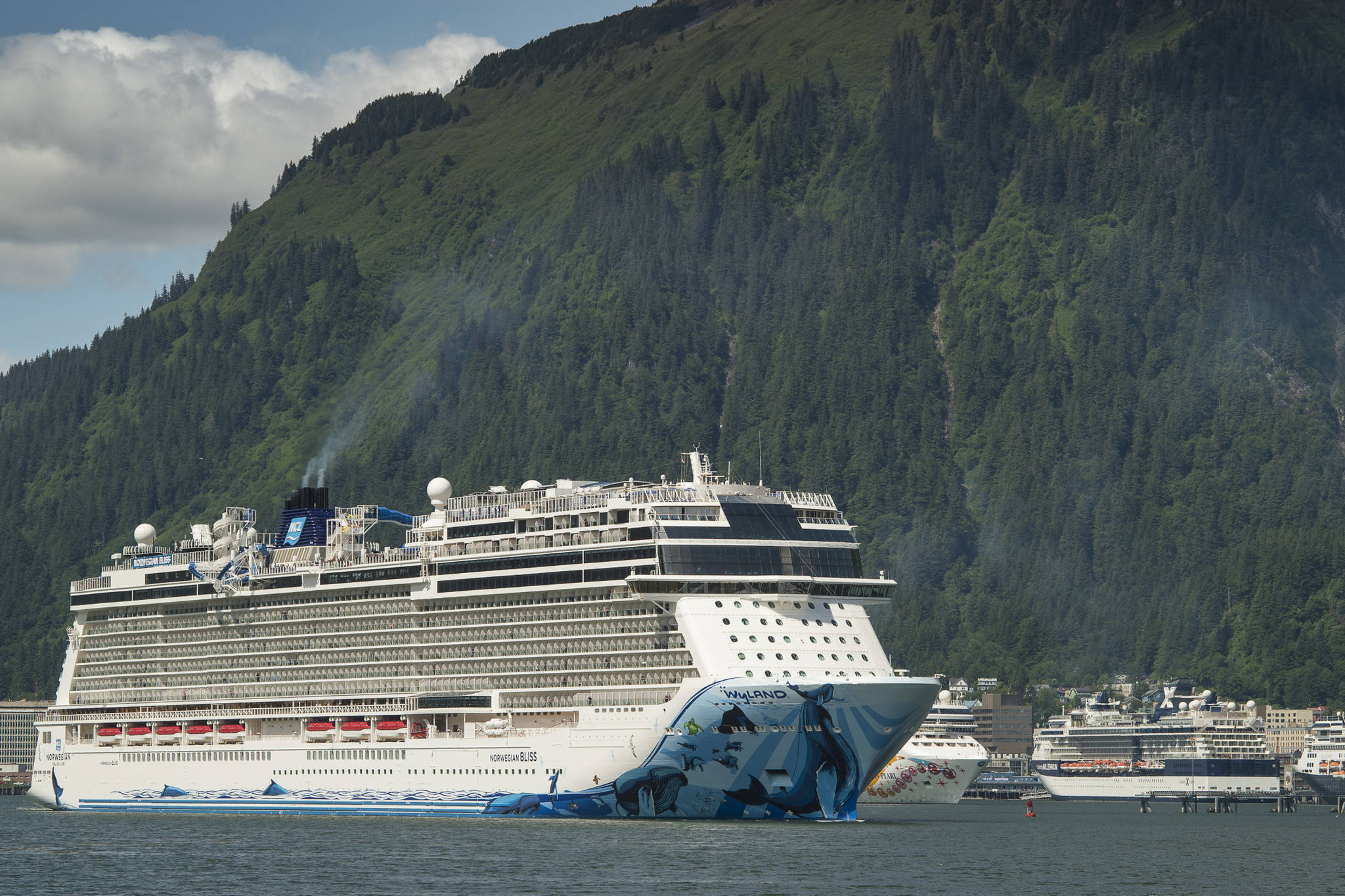 Juneau officials reject Norwegian’s free cruise offer