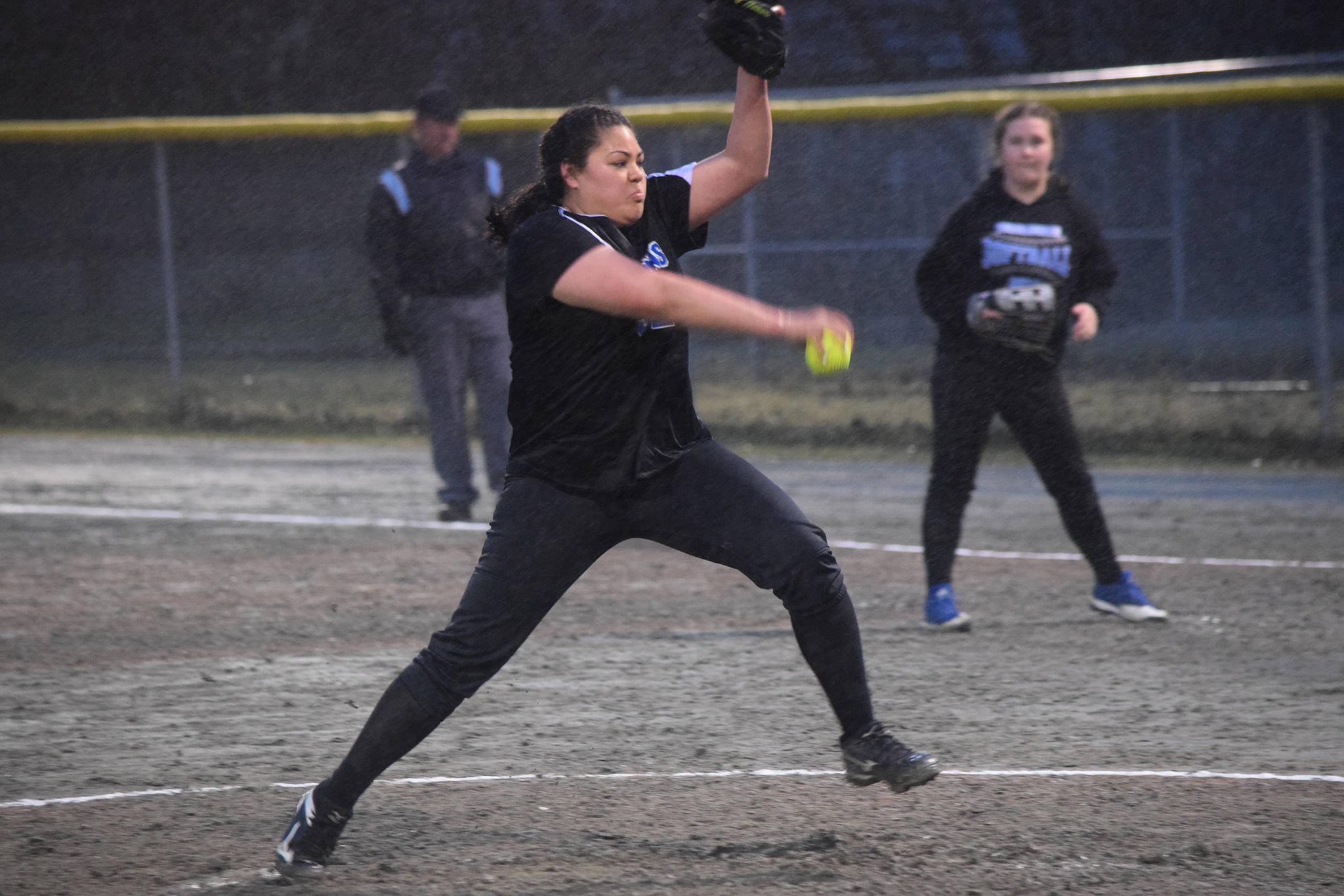 Thunder Mountain High School senior Nina Fenumiai pitches against Juneau-Douglas High School: Yadaa.at Kalé at Melvin Park on Thursday, May 2, 2019. (Nolin Ainsworth | Juneau Empire)