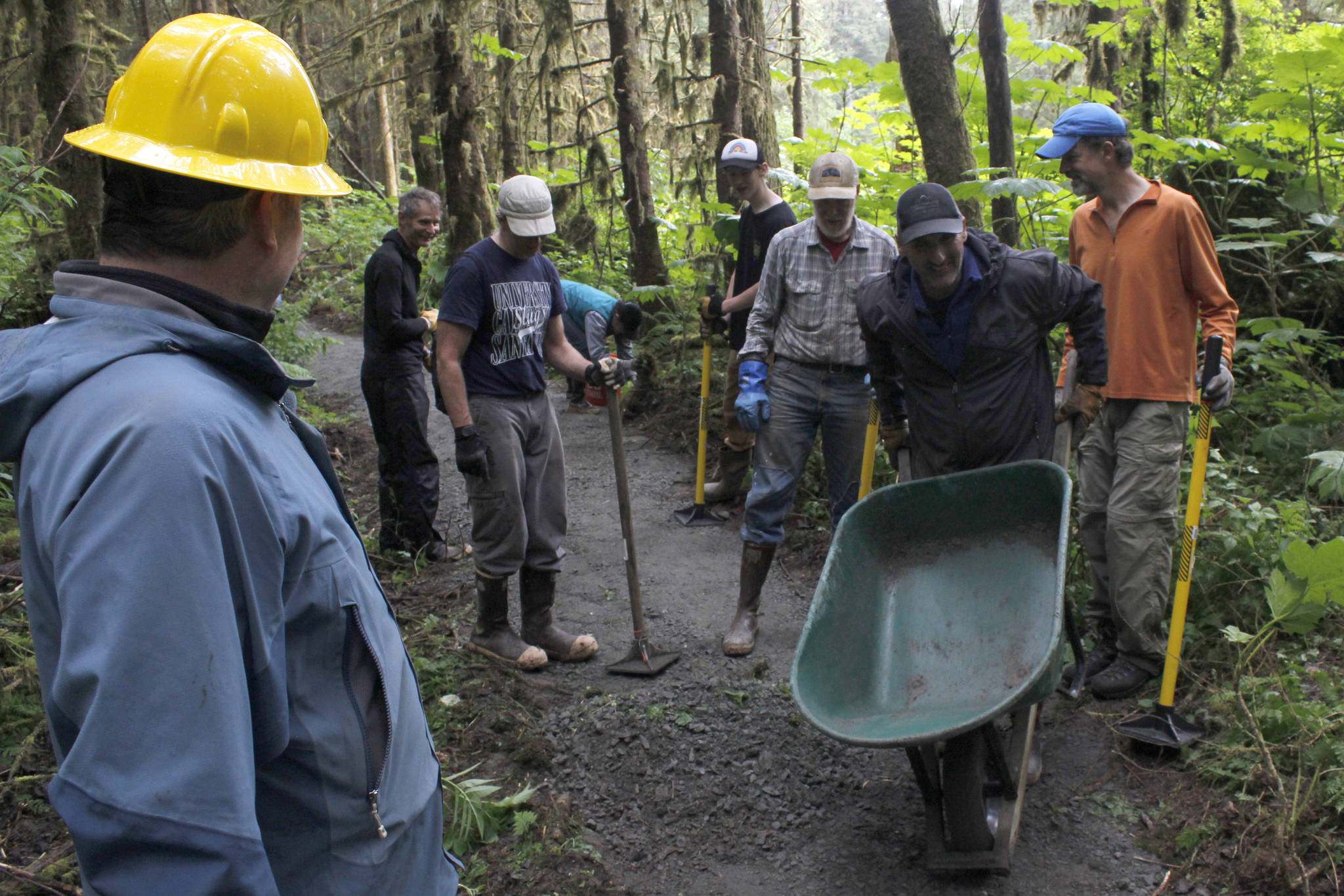 Work helps volunteers develop connection to trails
