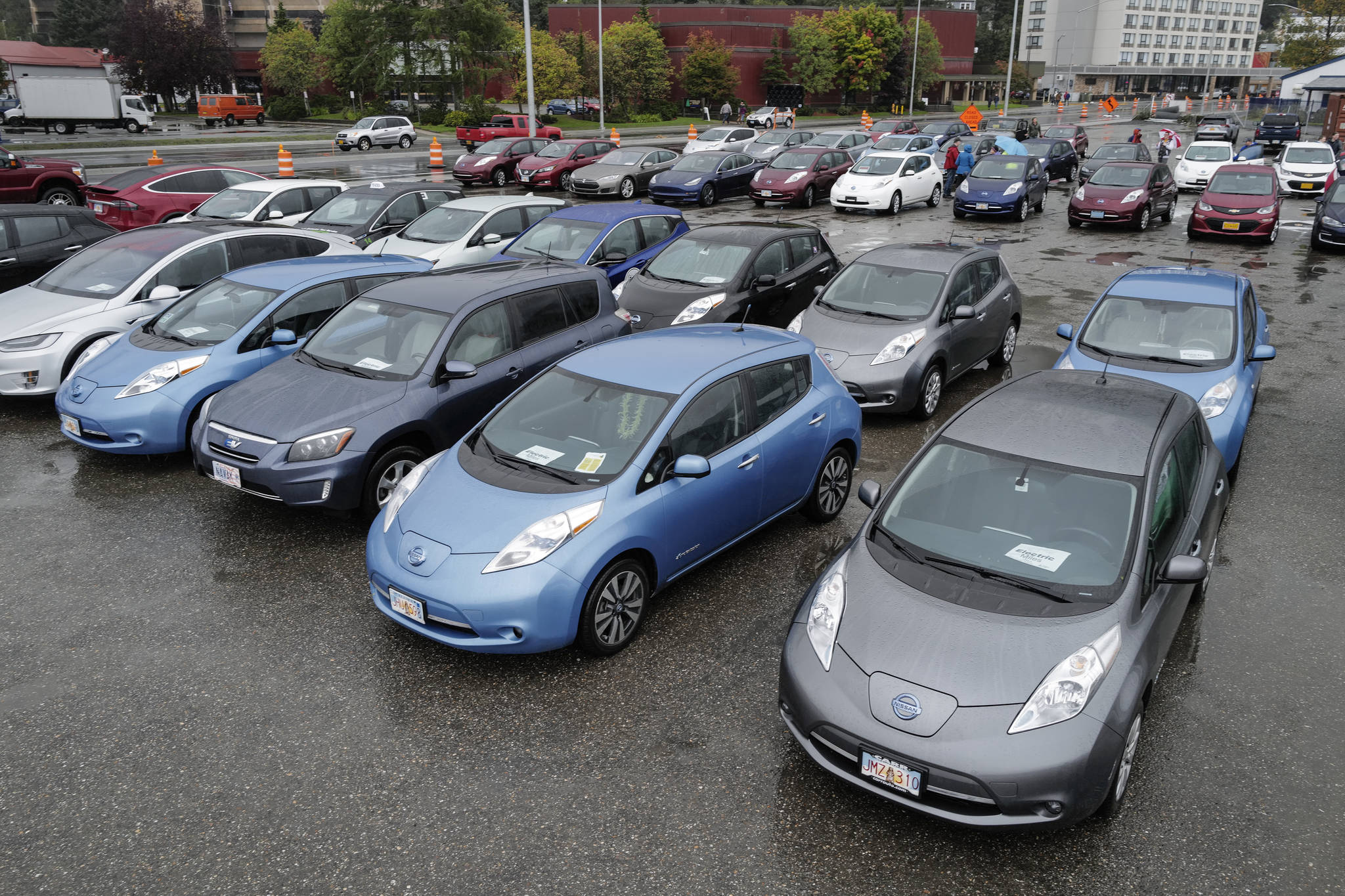 Juneau residents meet for the Sixth Annual Electric Vehicle Juneau Roundup on Saturday, Sept. 21, 2019. (Michael Penn | Juneau Empire)