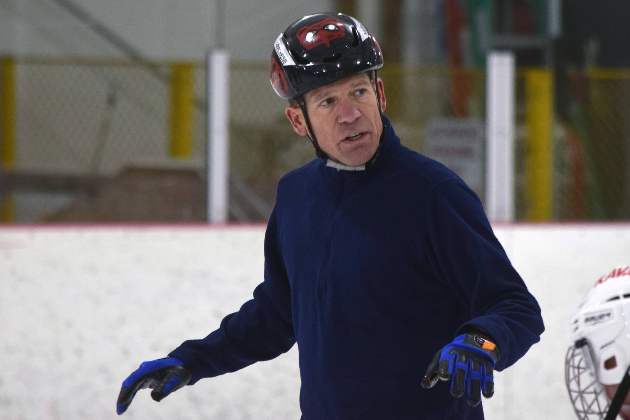Michael Keye-Schuler leads a speed skating clinic at Treadwell Arena on Nov. 30, 2019. Keye-Schuler co-hosted Juneau’s first-ever short-track speed skating class with former competitive speed skater Andrew Dyke on Nov. 24, 30 and Dec. 1. (Nolin Ainsworth | Juneau Empire)