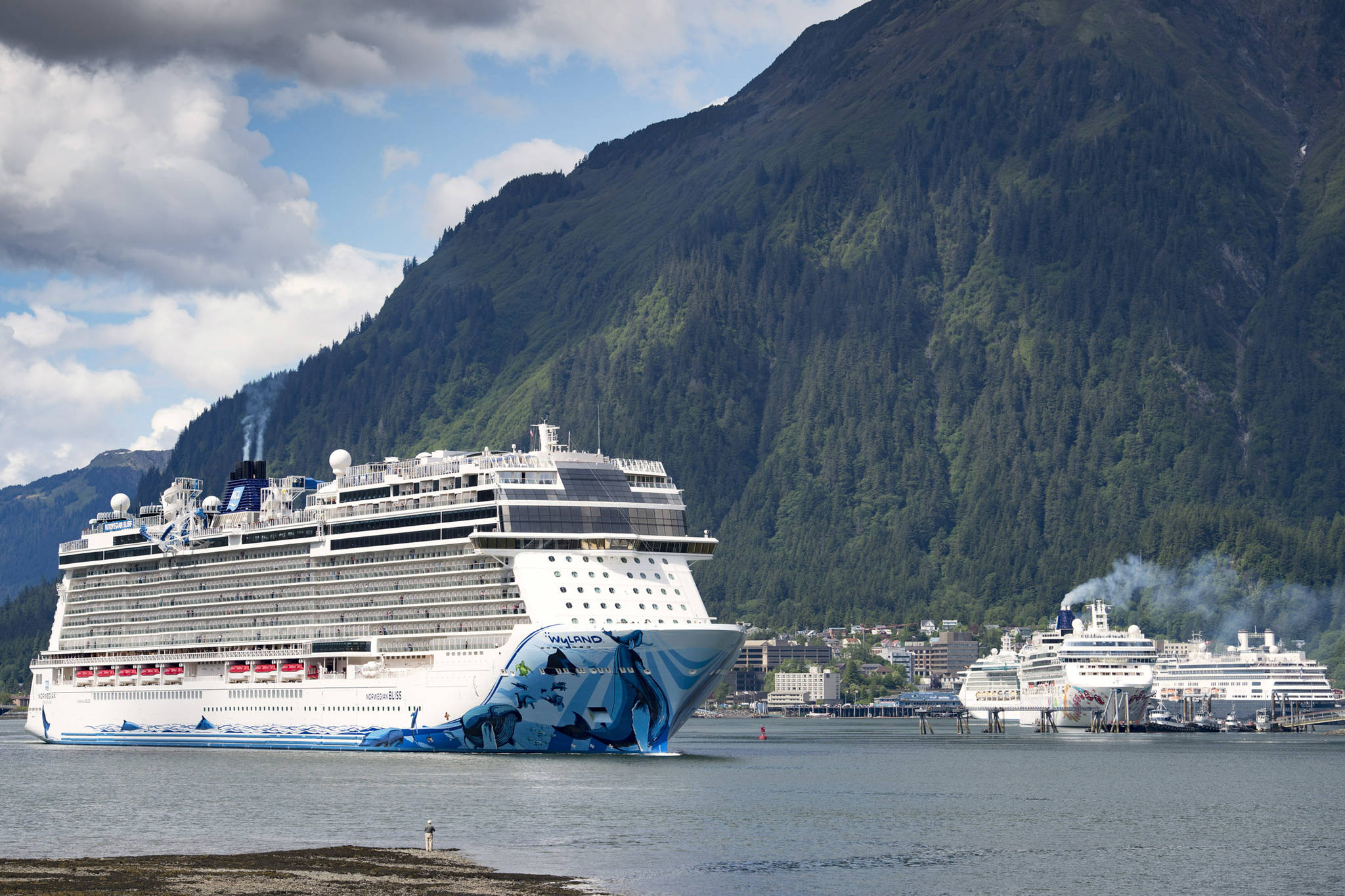 The Norwegian Bliss leave Juneau’s downtown harbor after its first visit on Tuesday, June 5, 2018. (Juneau Empire File)