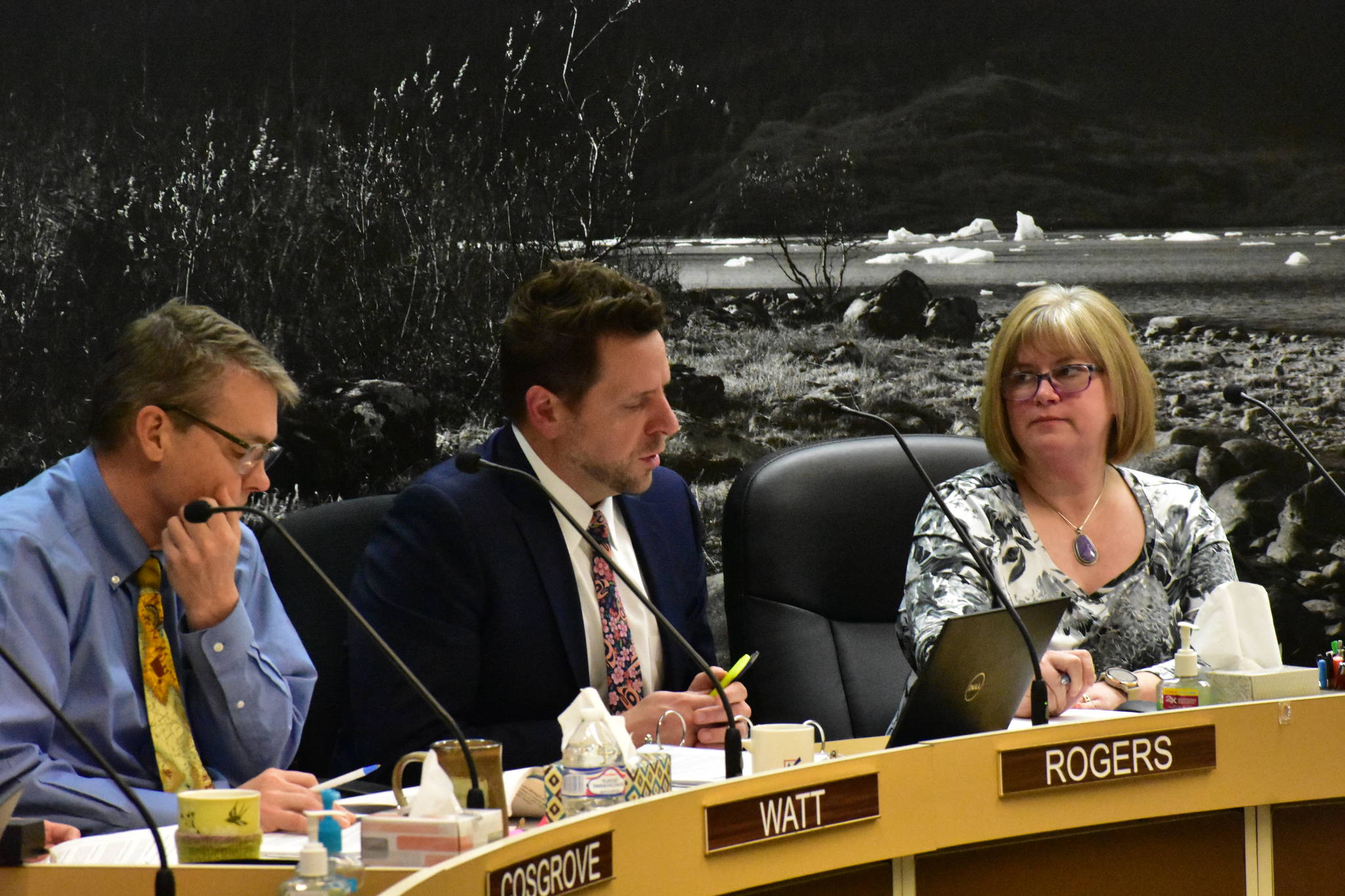 Finance Director Jeff Rogers, center, presents information at the Assembly Finance Committee meeting at City Hall on Wednesday, Jan. 8, 2020. (Peter Segall | Juneau Empire)