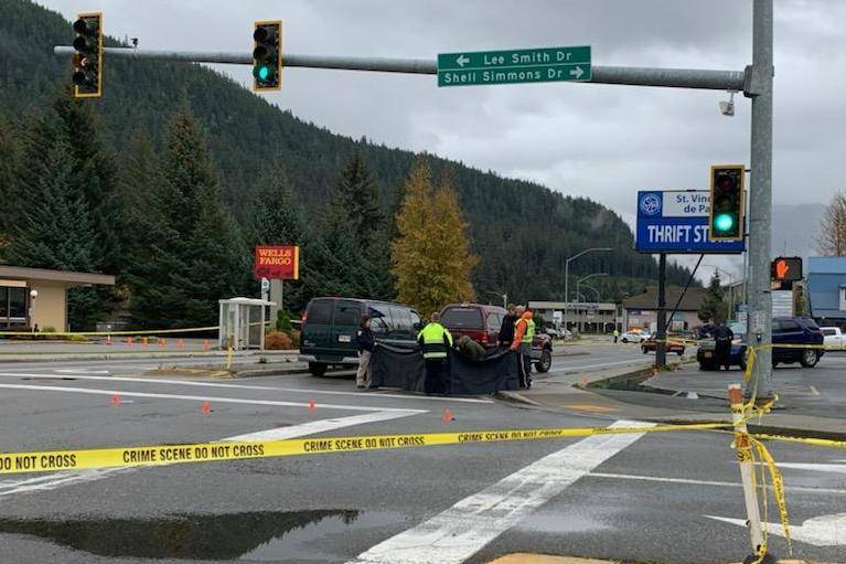 The Juneau Police Department is conducting an investigation into a death near the intersection of Shell Simmons Drive and Glacier Highway, Oct. 6, 2020. (Mike Keck / For the Juneau Empire)