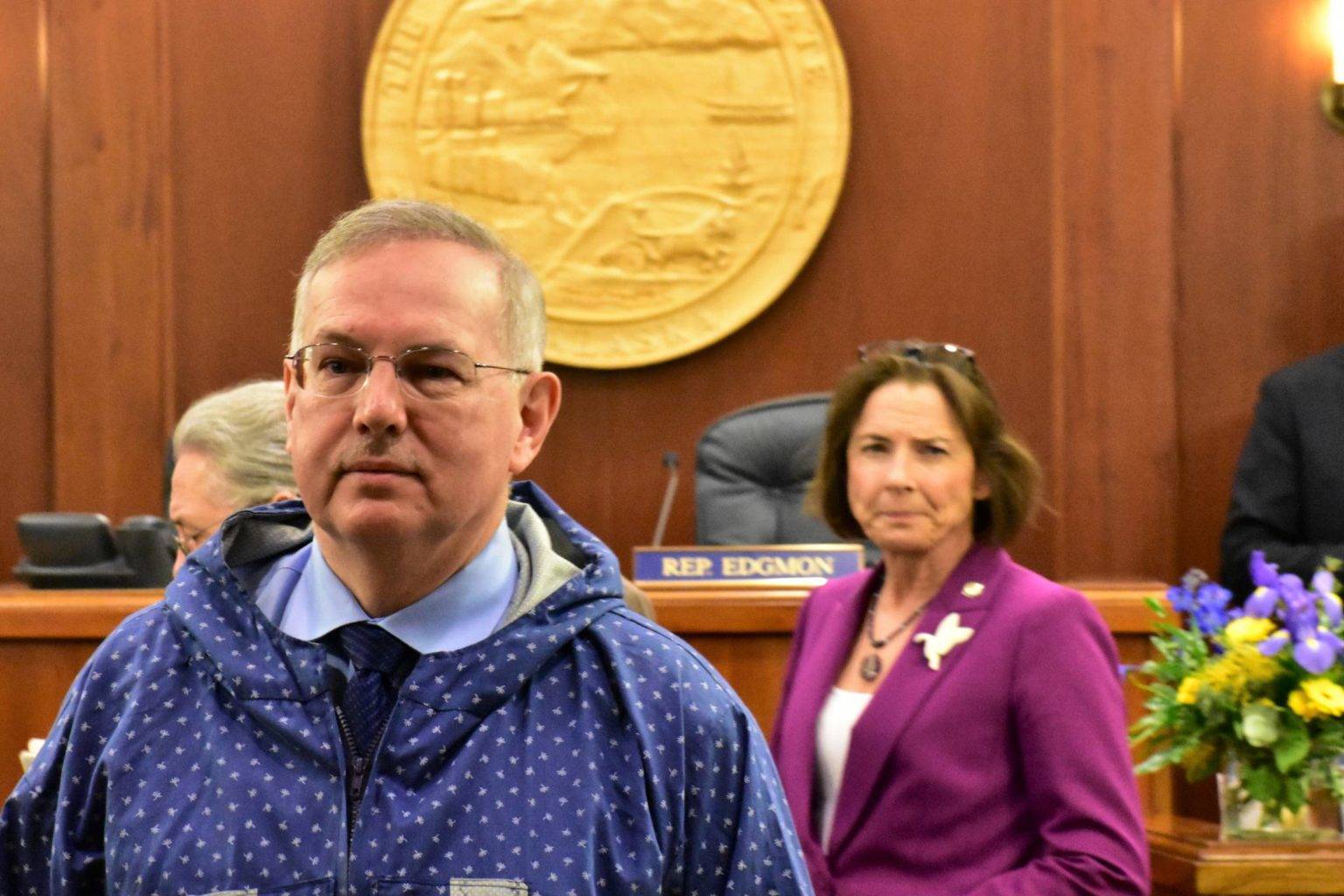 House Speaker Bryce Edgmon, I-Dillingham, and Senate President Cathy Giessel, R-Anchorage, in the House Chambers before a joint session in January, 2020. Speaking to the Alaska Federation of Natives Annual Convention Thursday, Edgmon cited his relationship with Giessel as evidence of good bi-partisanship in the legislature, but Giessel and other moderate Republicans lost their primaries to more conservative challengers. (Peter Segall / Juneau Empire File)