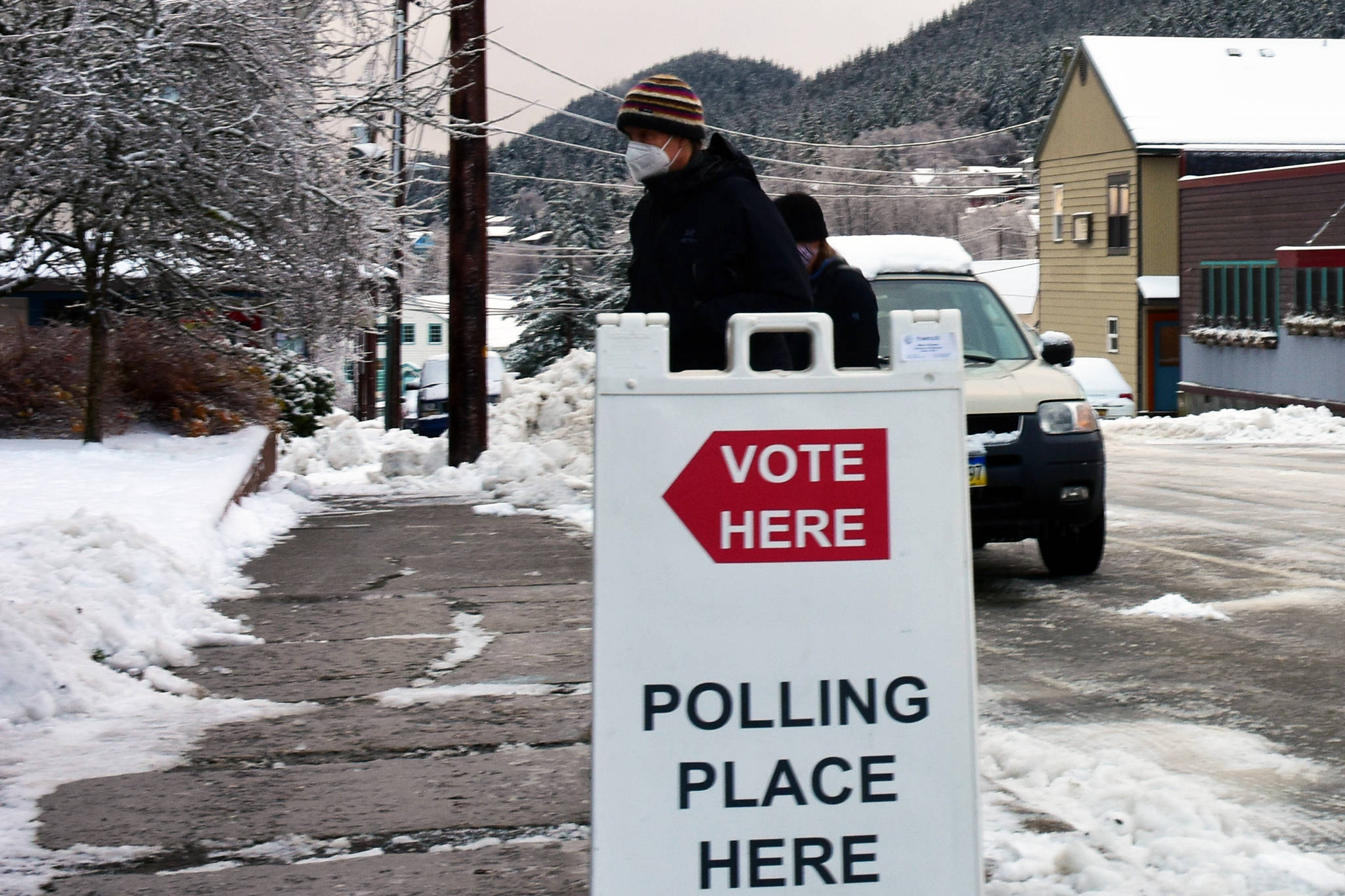 Juneauites head into the Douglas Community Building to vote in the 2020 General Election on Tuesday, Nov. 3, 2020. The Alaska Division of Elections certified the results of the election on Dec. 1. (Peter Segall / Juneau Empire)