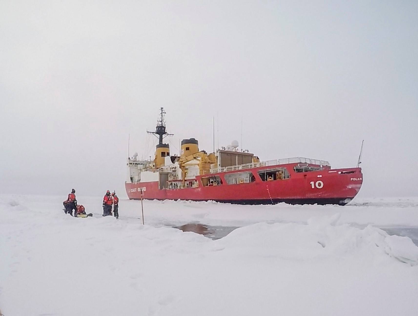 Coast Guard Cutter Polar Star crewmembers participate in ice rescue training in the Bering Strait on Jan. 28, 2021. (Petty Officer 1st Class Cynthia Oldham / U.S. Coast Guard)