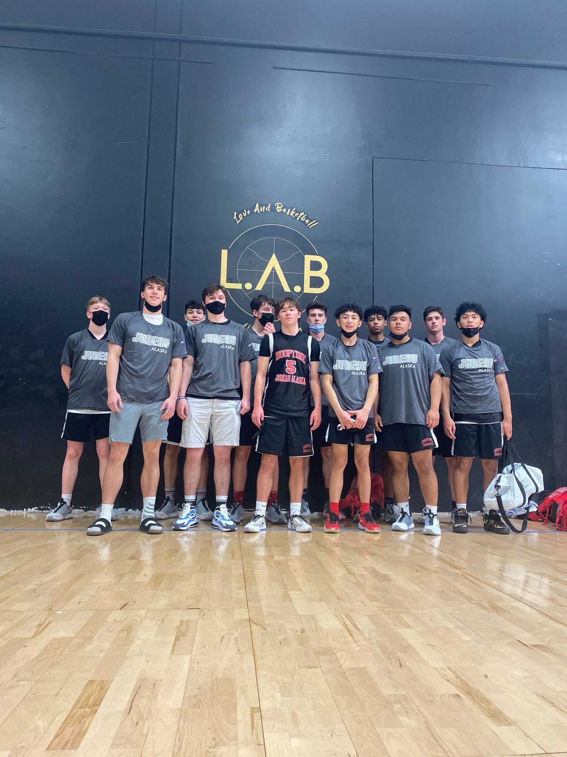 Members from the Juneau-Douglas High School: Yadaa.at Kalé boys basketball team traveled to California to compete in an independent tournament on March 26, 2021 after high coronavirus levels squashed their hopes of going to the Alaska state championship. (Courtesy photo / Zoey Kriegmont)