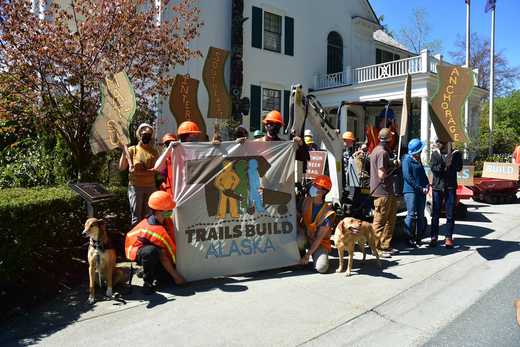 A Trails Build Alaska rally demonstration was held in Juneau on Wednesday, May 19. (Peter Segall / Juneau Empire)