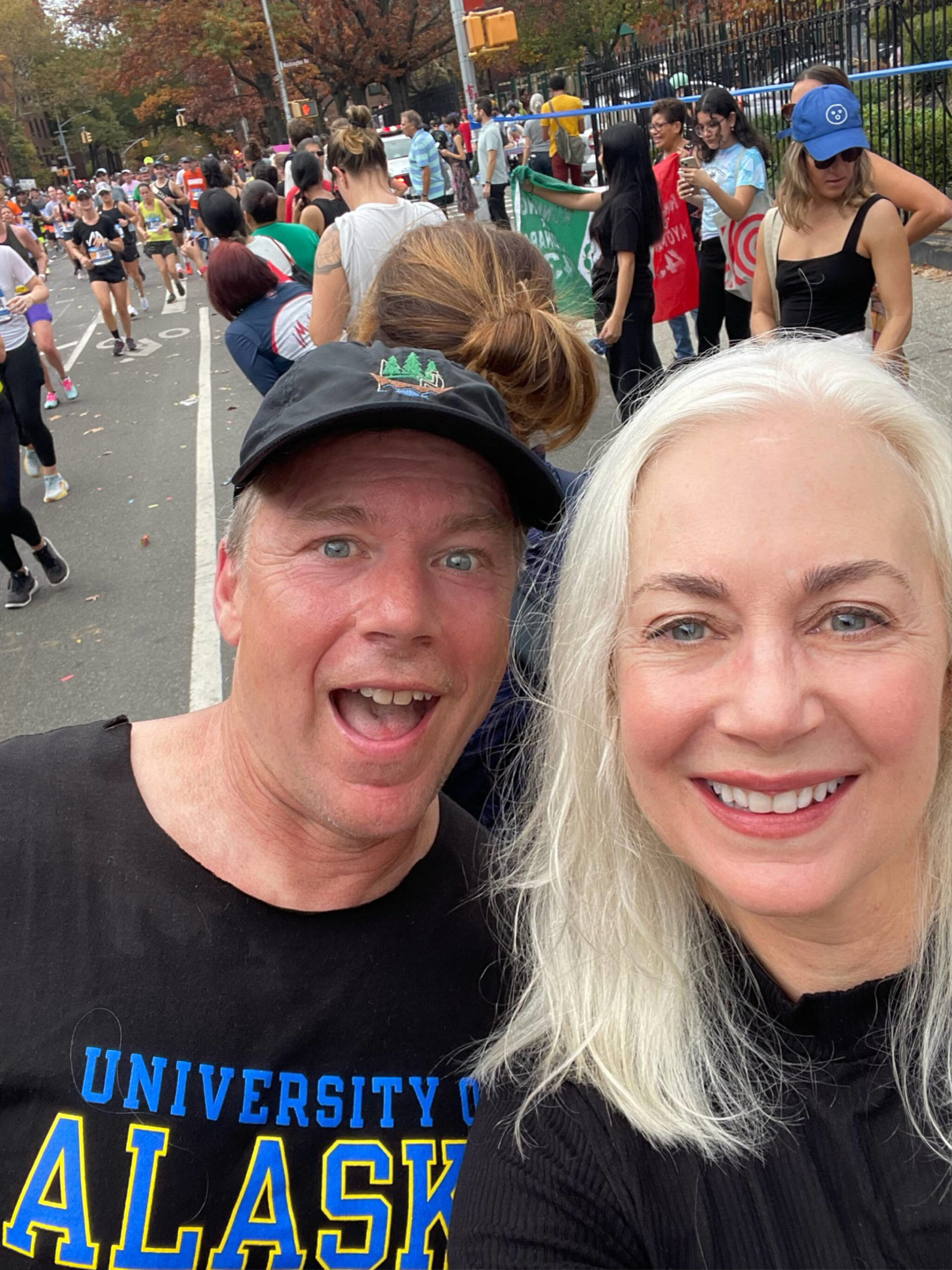 Ned Rozell pauses with his sister Mary in Brooklyn as he runs the New York City Marathon on Nov. 6, 2022. (Courtesy Photo / Mary Rozell)