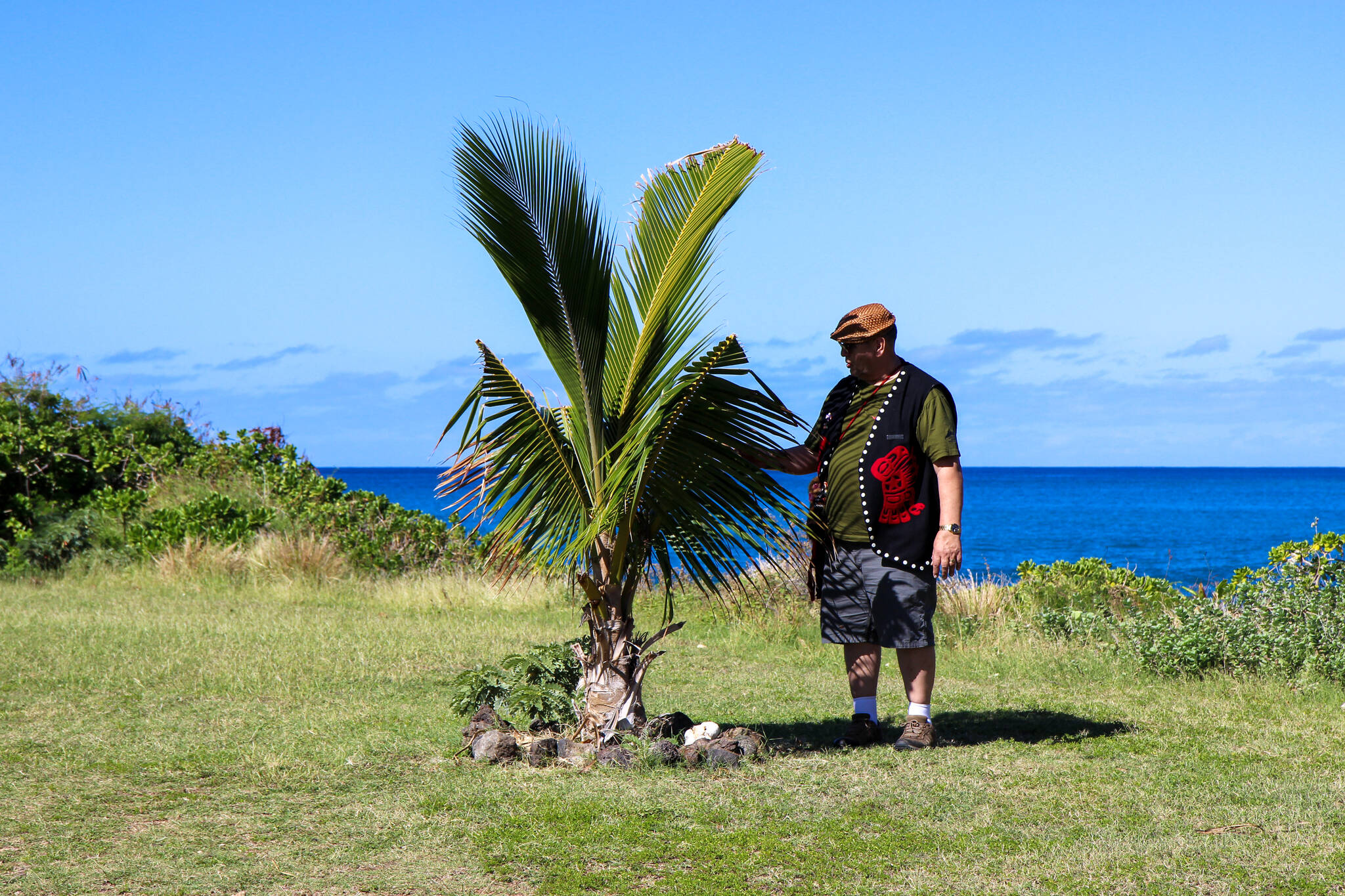 OVK Council Member Frank Hughes spends time appreciating this space at Pokai Bay. (Courtesy Photo / Lauren Tanel)