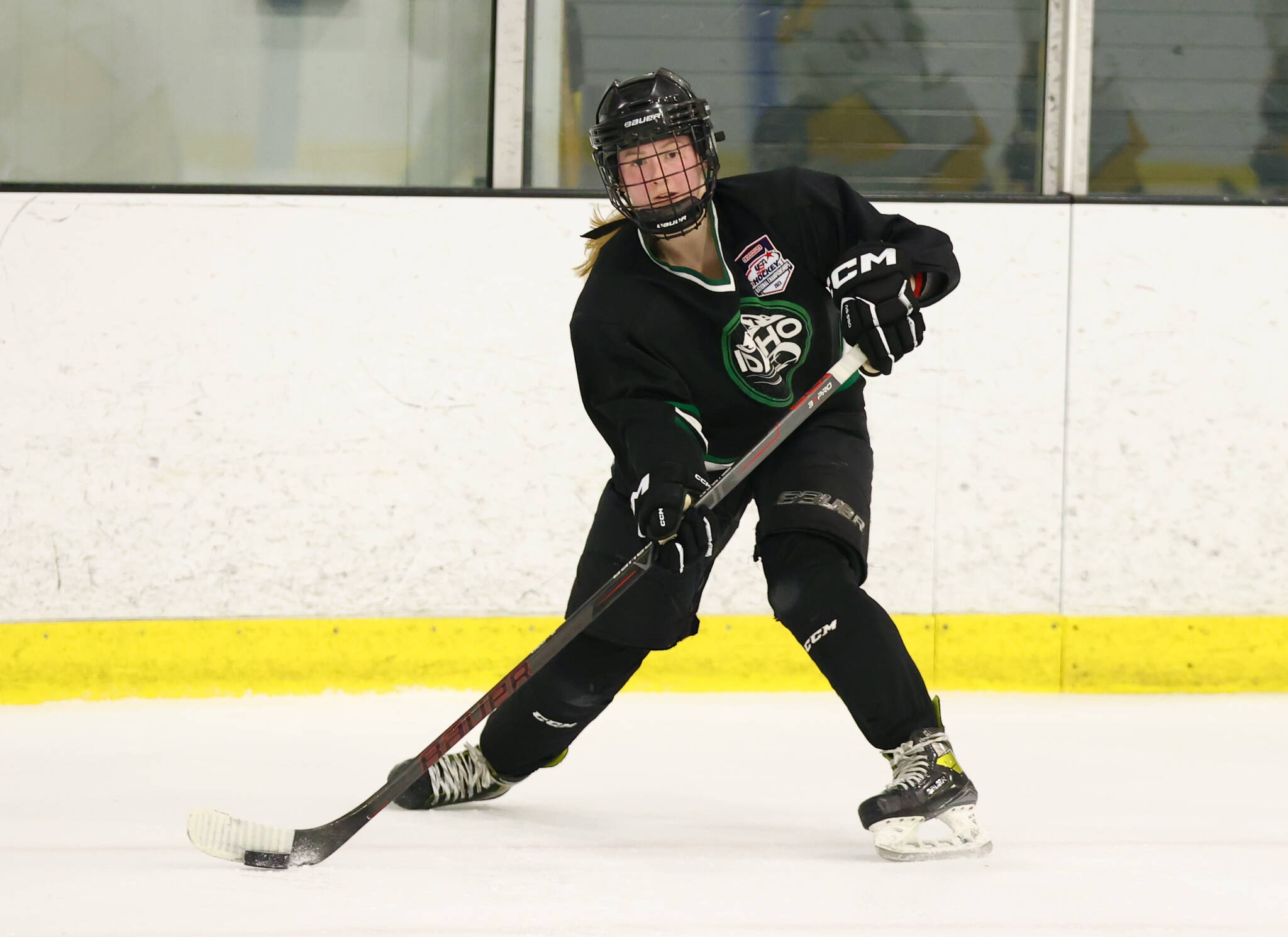 Juneau-Douglas High School: Yadaa.at Kalé senior Anna Dale, shown in action for the Idaho Vipers at the USAH Girls U19 Nationals, signed a letter of intent Monday to play hockey for Lebanon Valley College in Annville, Pennsylvania. (Photo courtesy Vipers Hockey)