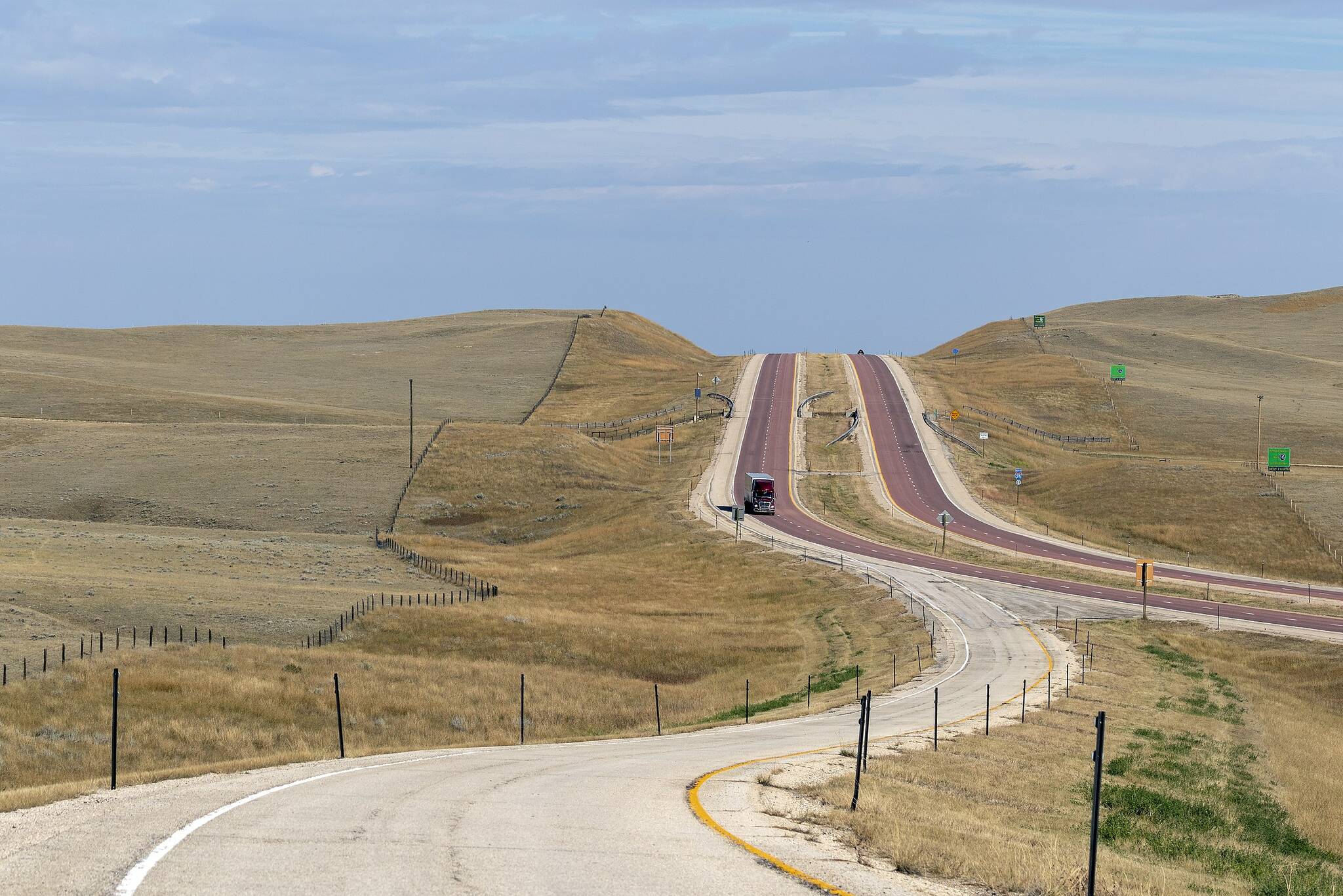 Interstate 25 in Wyoming. (Public domain photo CC BY-SA 4.0)