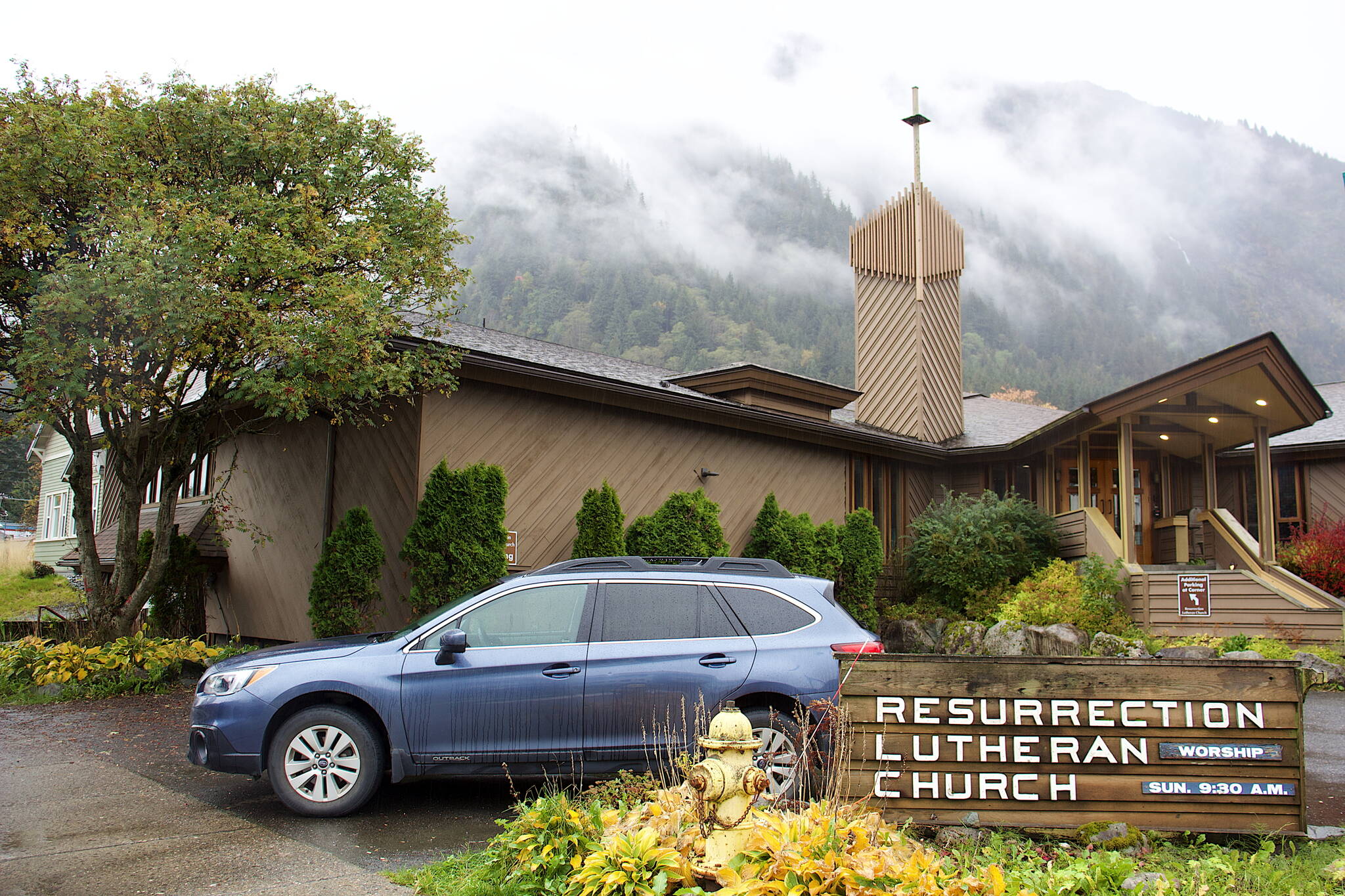 Resurrection Lutheran Church, which has hosted a winter warming shelter in recent years, voted 25-24 during a congregation meeting on Sunday to enter into negotiations with the city to again host the shelter for the coming, following two previous votes where the question failed to pass. An intention by church leaders to ask the city for more money to host the shelter and the presence of new congregation members since the most recent vote last month were key differences at Sunday’s meeting. (Mark Sabbatini / Juneau Empire)