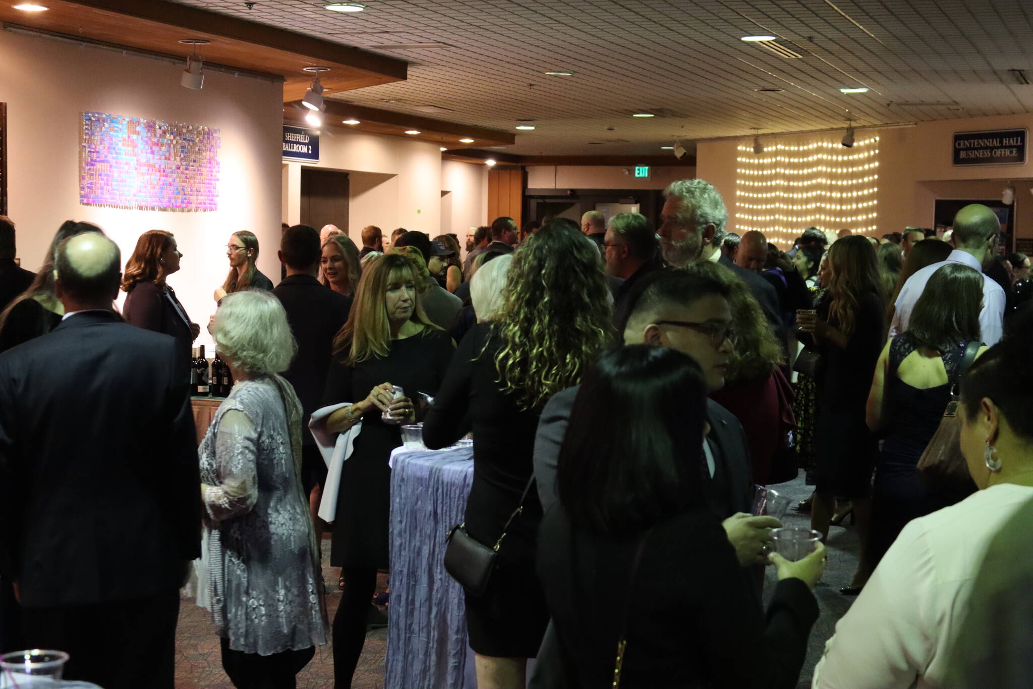 Meredith Jordan/ Juneau Empire
Attendees gather at the Greater Juneau Chamber of Commerce annual gala, with this year’s theme being “Under the Sea: A Celebration of Ocean Industries,” at Centennial Hall on Saturday night.