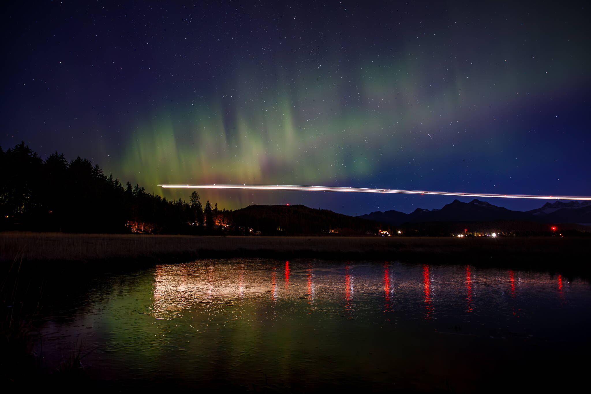 Northern lights seen from flight arriving in Juneau on Oct. 26. (Photo by Jack Beedle)