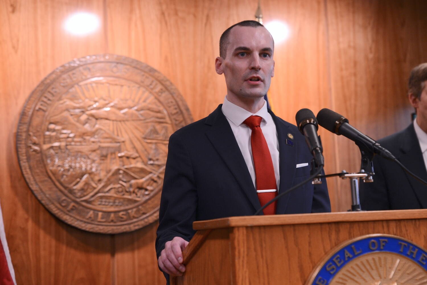 House Minority Leader Calvin Schrage, I-Anchorage, speaks during a news conference Thursday, April 27, 2023, in Juneau. (Photo by James Brooks/Alaska Beacon)