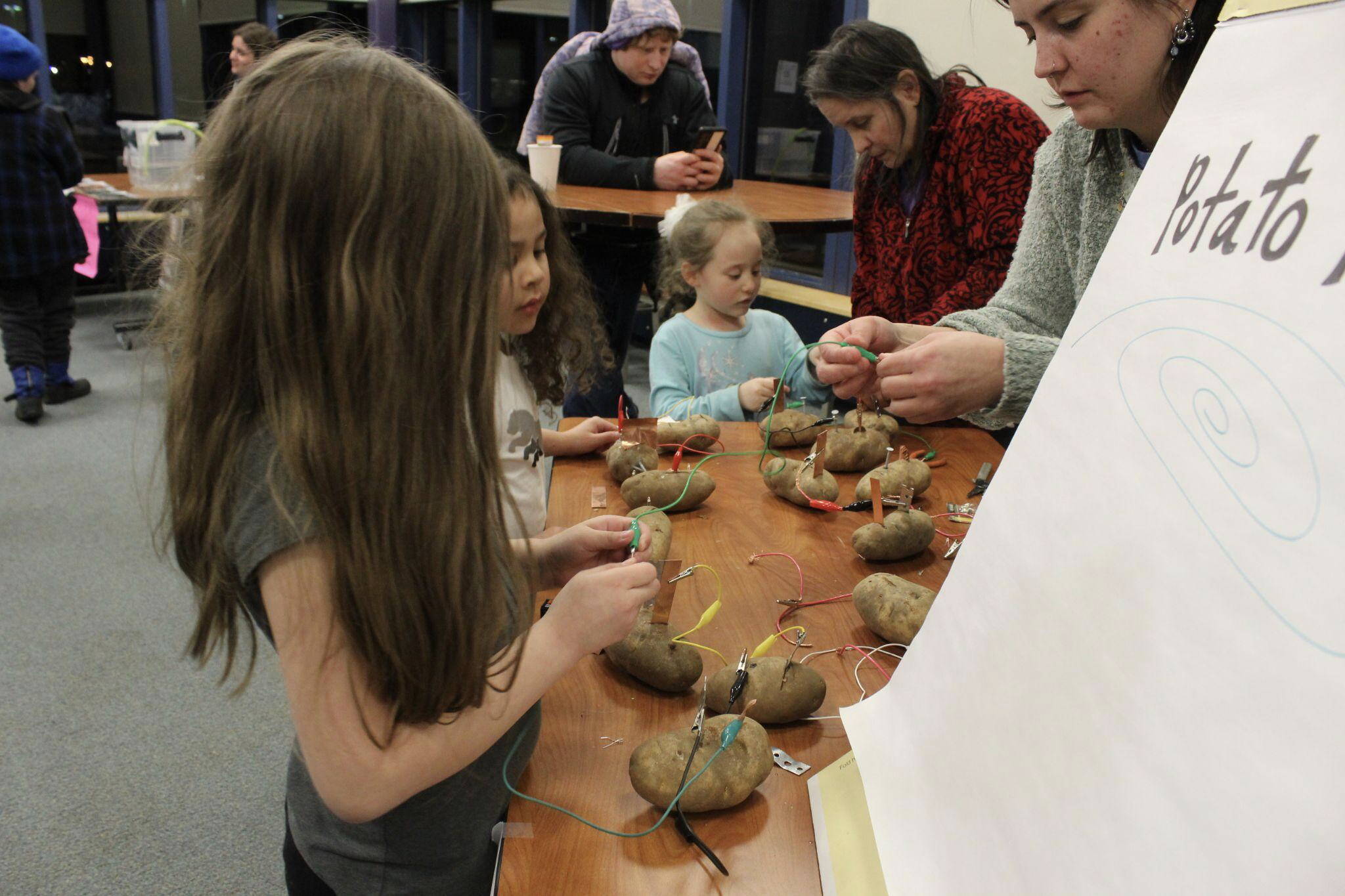 Students and volunteers participate in the fifth annual Curiosity Unleashed at Thunder Mountain High School on Feb. 26. (Photo courtesy of the Juneau STEAM Coalition)