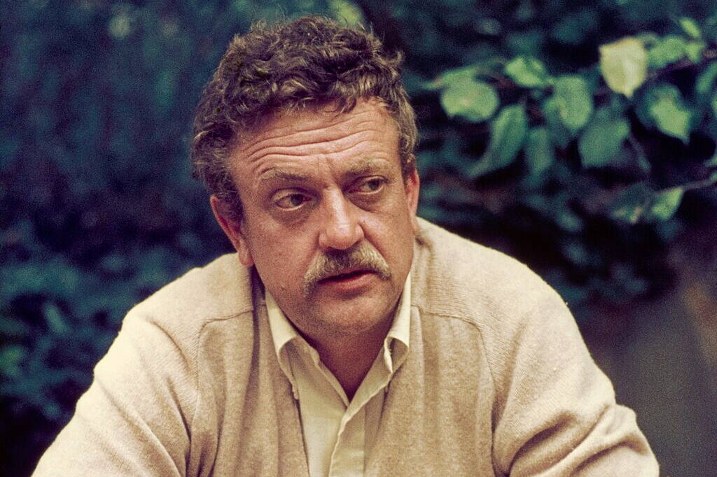 Kurt Vonnegut in 1965. (Photo from U.S. Library of Congress’s Prints and Photographs division)