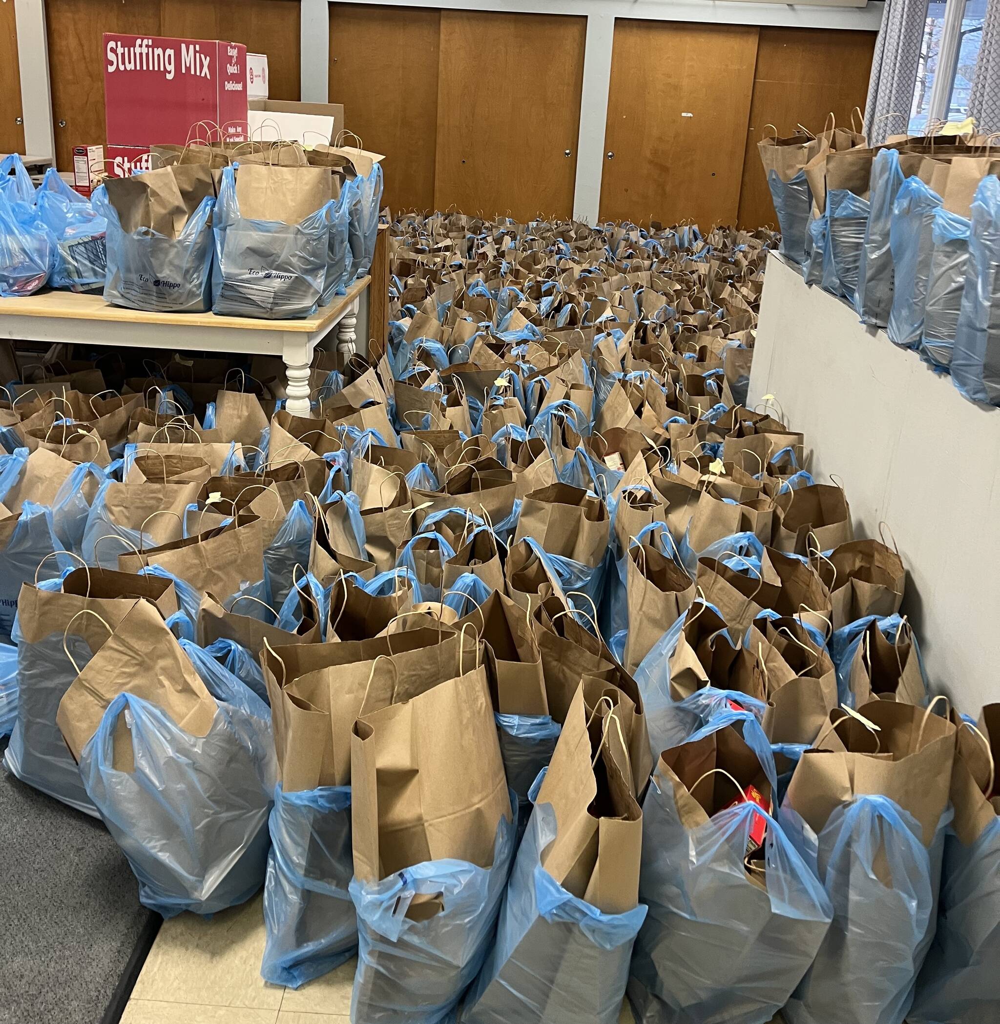 Local nonprofit St. Vincent de Paul delivered over 500 meal baskets on Saturday as part of its Thanksgiving Basket Drive. (Photo courtesy Jennifer Skinner)