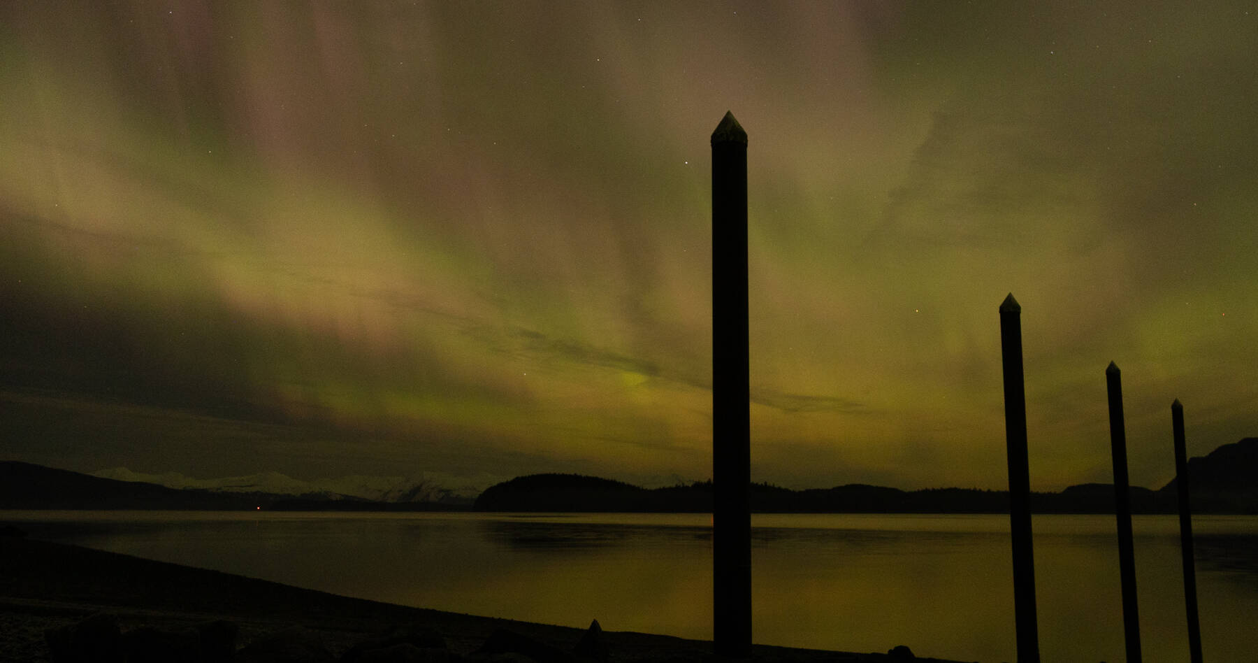 Rare geomagnetic storm causes powerful aurora display in Juneau