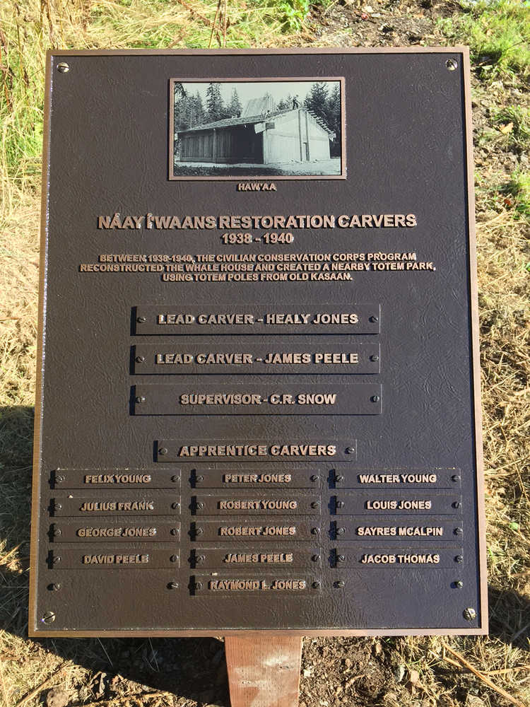 A plaque at the trail head to Náay í'Waans honors previous restoration workers.