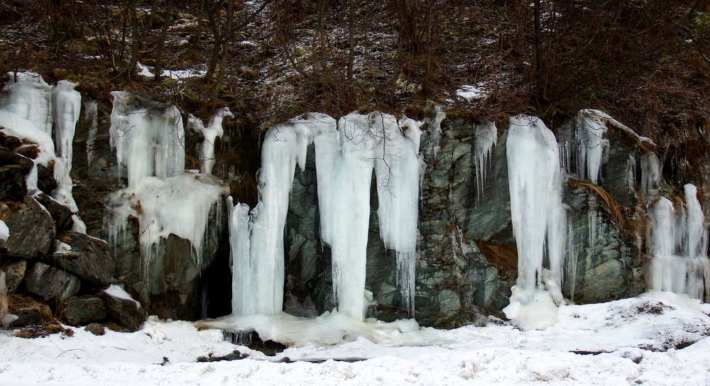 A frozen waterfall is seen on Thane road on Jan. 5.