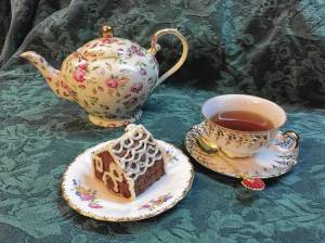 Traditional holiday cream tea set for Dec. 9
