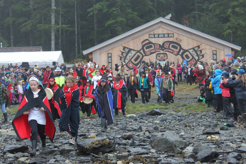 Students frp, Hoonah City Schools walk down to Bartlett Cove&rsquo;s shore on Aug. 25, 2016 to meet the canoes that paddled into Glacier Bay from Hoonah. Mary Catharine Martin | Capital City Weekly