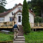 Juneau police and Alaska State Troopers search James Barrett&rsquo;s house at 401 Harris Street on Tuesday, Aug. 29, 2017. (Michael Penn | Juneau Empire File)