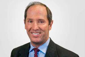 Commerce boss takes leave to campaign for Walker