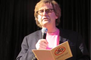 Michael Christenson placed first in the eighth annual Woosh Kinaadeiyí grand slam. (Ben Hohenstatt | Capital City Weekly)