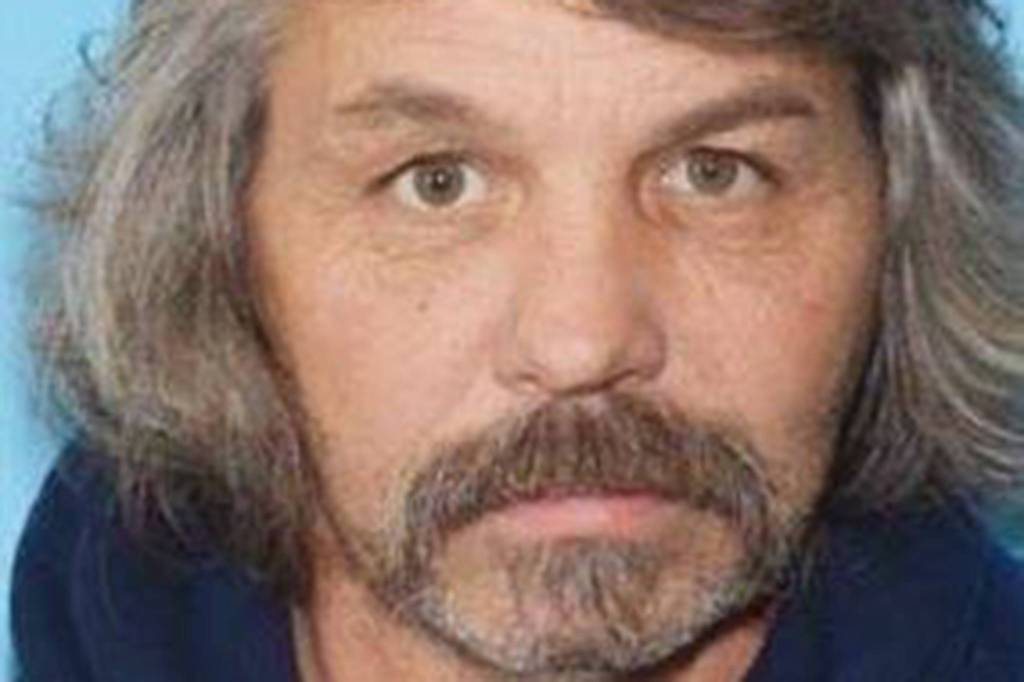 Police identify bank robbery suspect