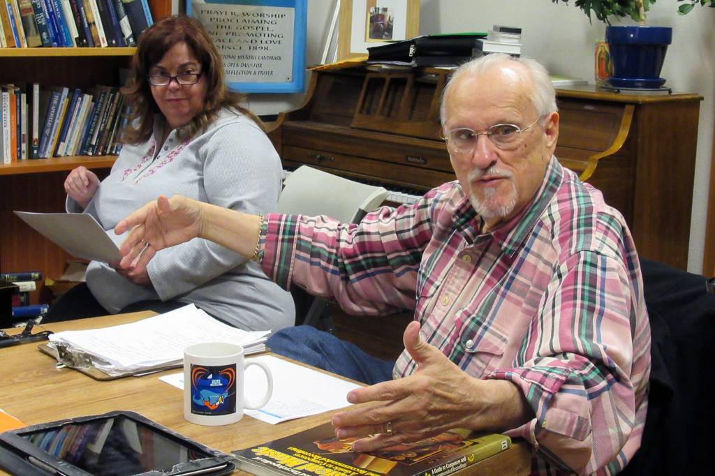 Byron McGilvray, who has directed the annual Midwinter Vocal Festival for the past 30 years, talks about Johann Sebastian Class during one of the festivals workshops, Friday, Dec. 28,2018. The festival will concluded with a concert Sunday, Jan. 6. (Ben Hohenstatt | Capital City Weekly)