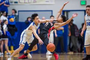 Thunder Mountain’s fourth-quarter rally keys victory over Juneau-Douglas