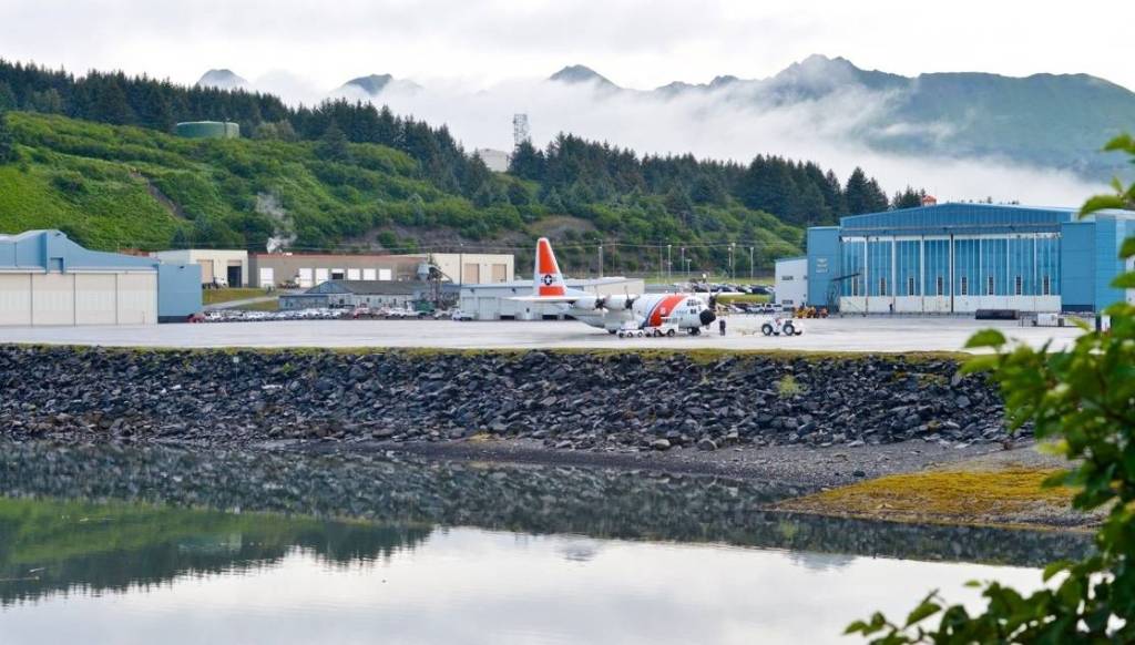 Coast Guard dismisses 4 in Kodiak for illicit drug activity