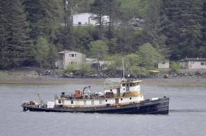 Docks & Harbors to dewater abandoned tug