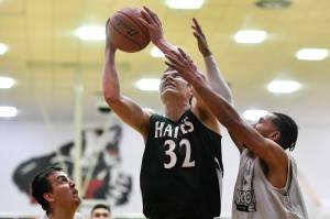 Haines captures third consecutive B Bracket title