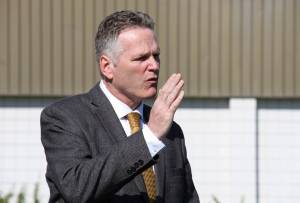 Opinion: Get politicians out of workplace