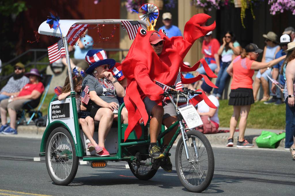 Juneau Fourth of July Parade on Thursday, July 4, 2019. (Michael Penn | Juneau Empire)