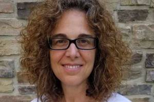 Fairbanks teacher wins Alaska Teacher of the Year